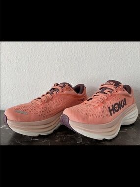 HOKA Bondi 8 Running Shoes Peach Coral Excellent Condition